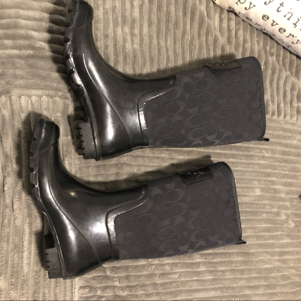 Coach rain boots size 8